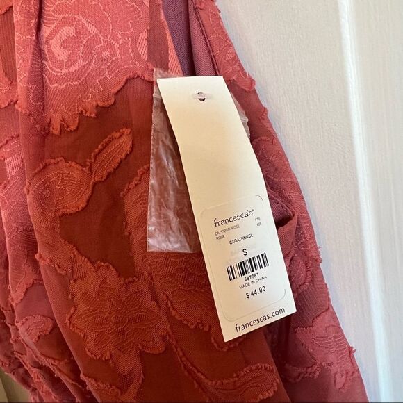 Rose color Francesca’s lace dress - Picture 14 of 15